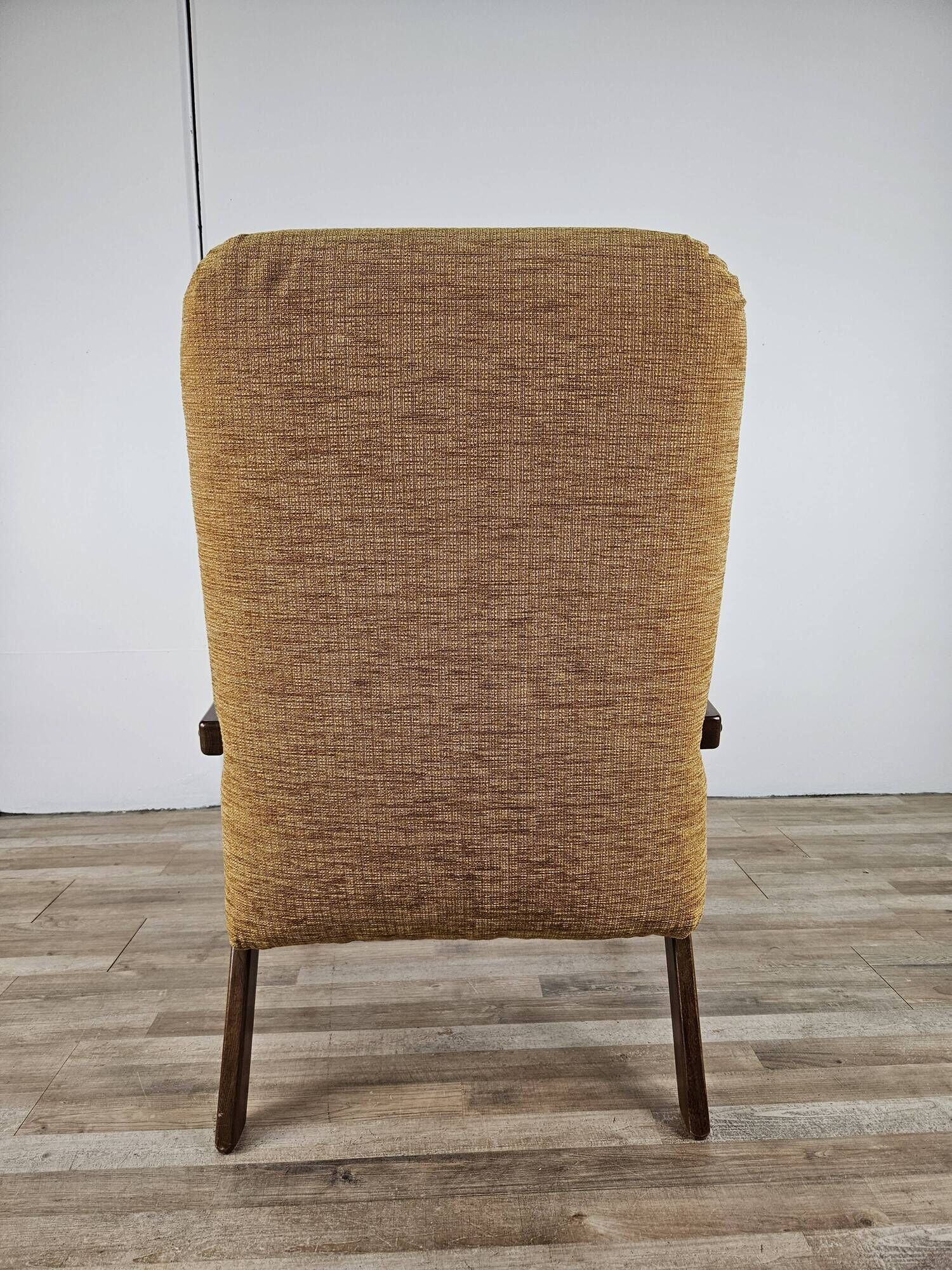 Fauteuil inclinable en bois et tissu des années 70