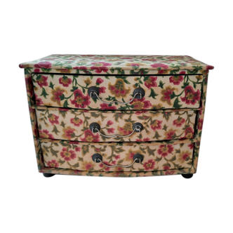 Sewing box with drawers