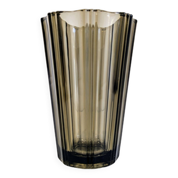 Vase en verre fumé