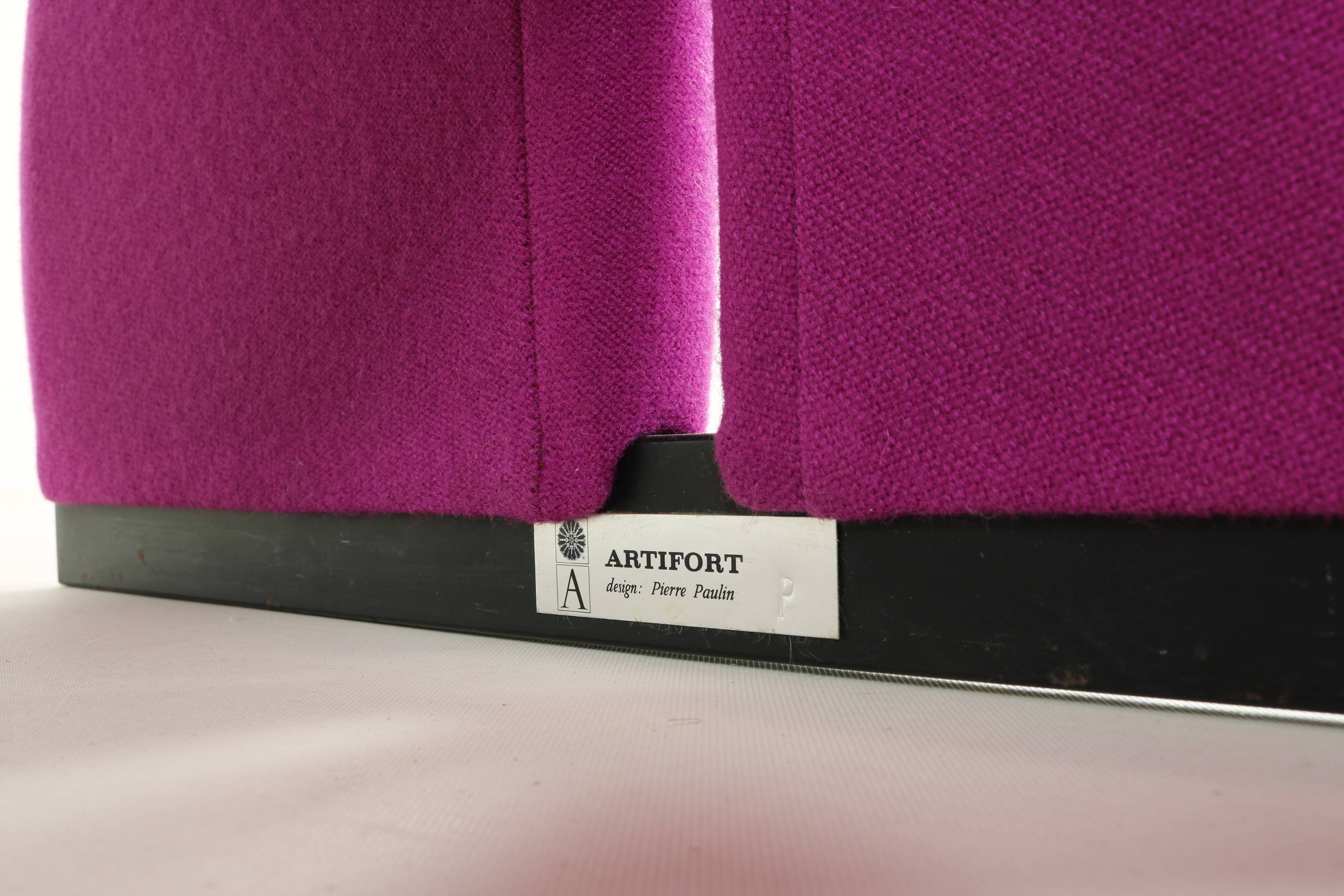 Beautiful and colorful M/Groovy designer chair by Pierre Paulin for Artifort