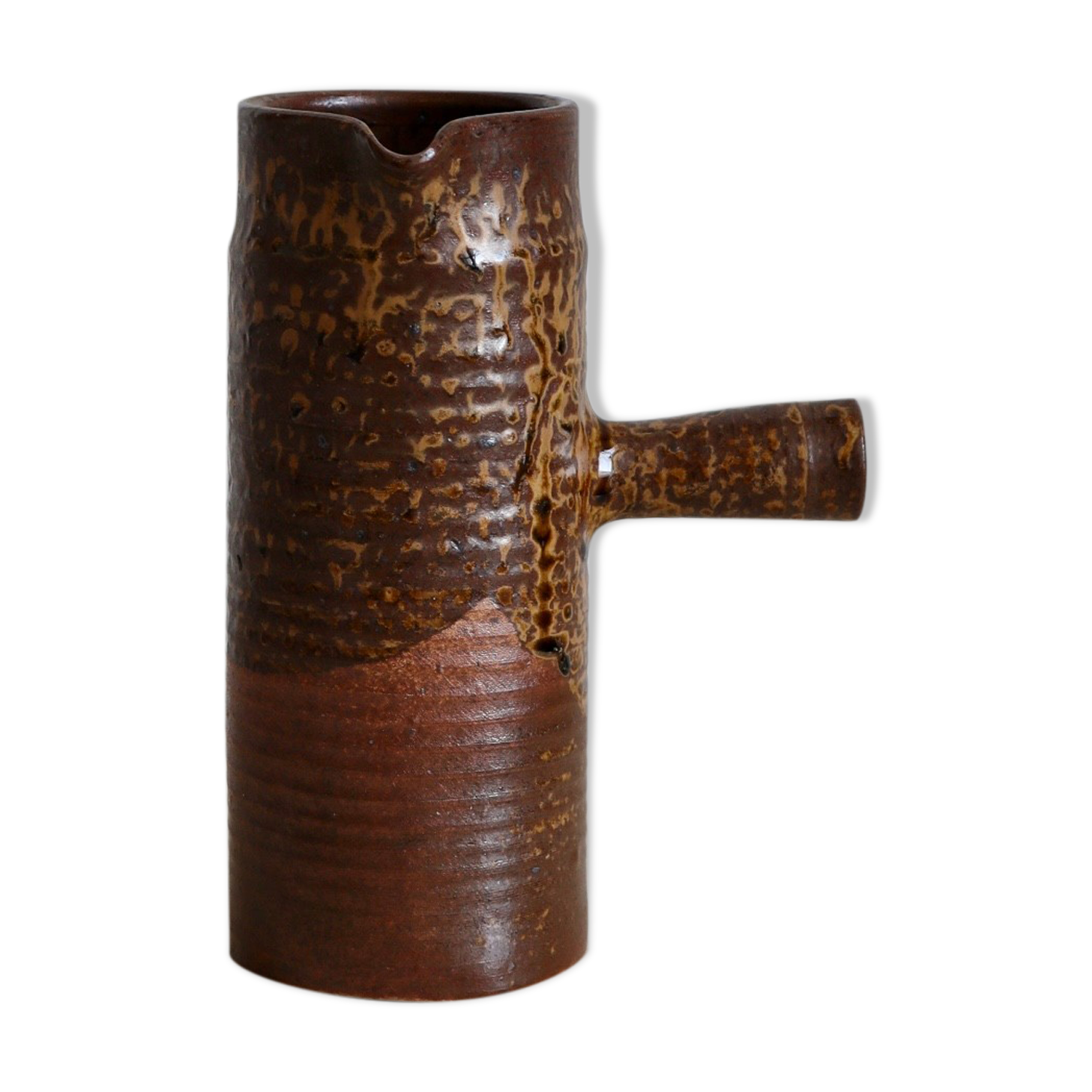 Textured stoneware decanter