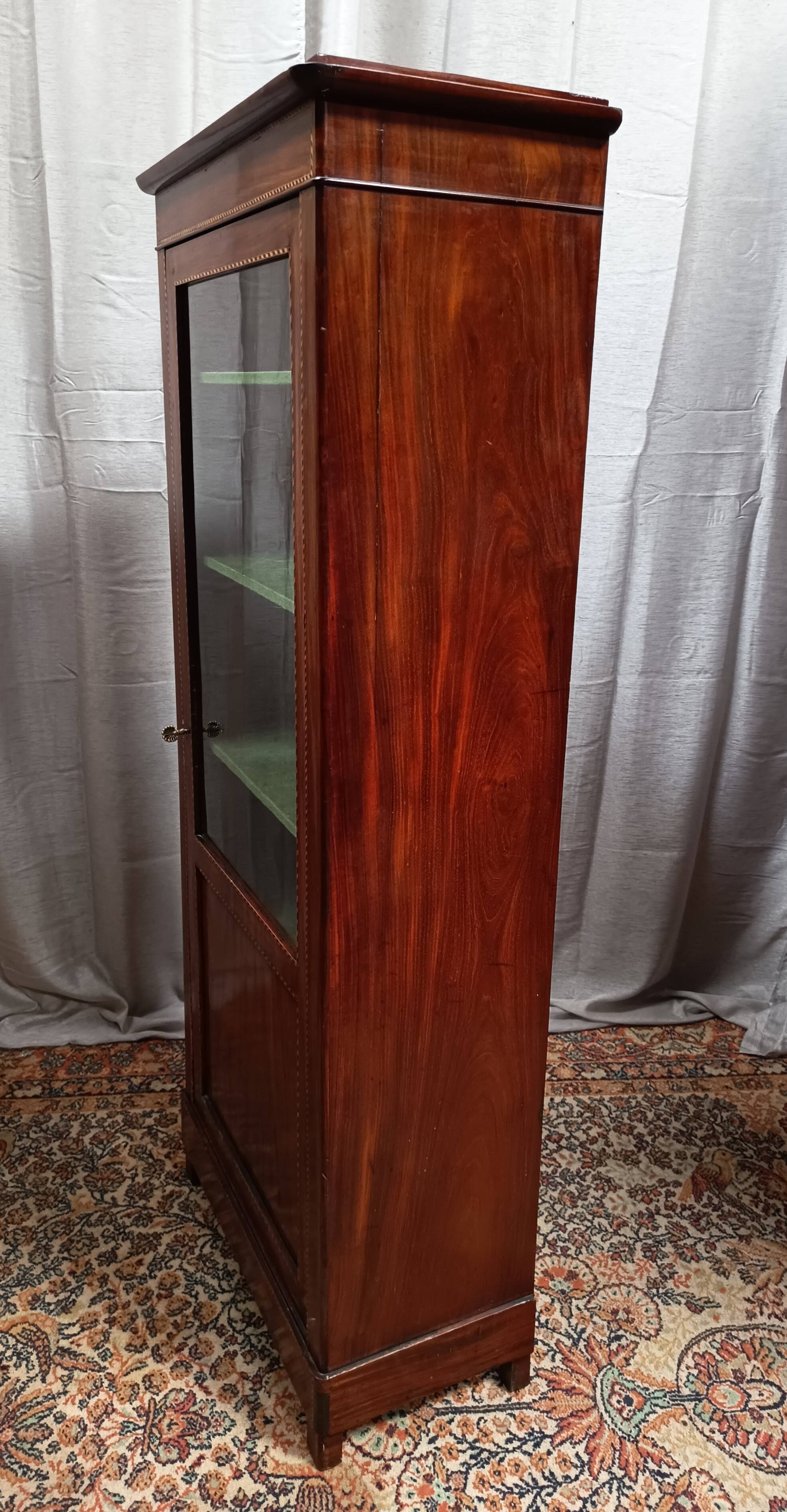 English style display cabinet in marquetry mahogany.