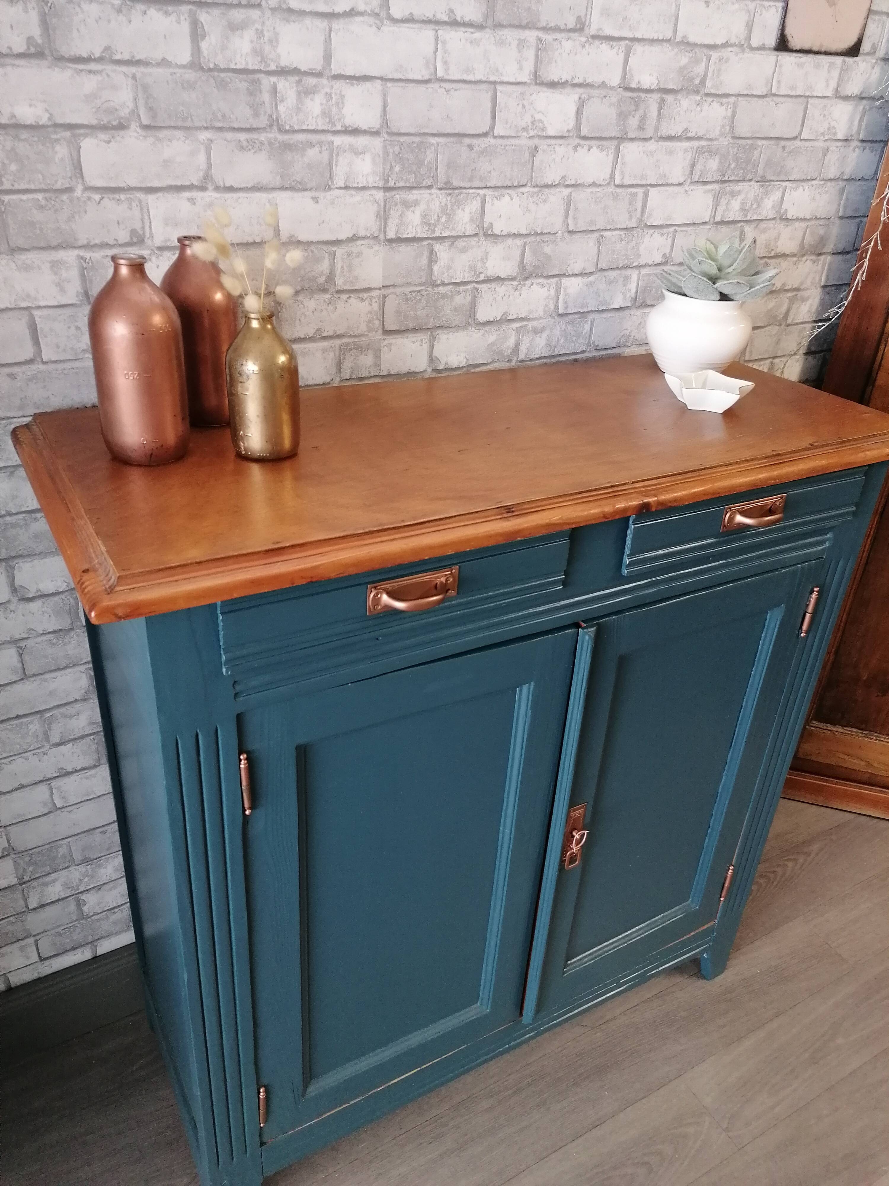 “Estelle” sideboard