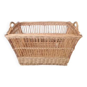Large vintage wicker basket