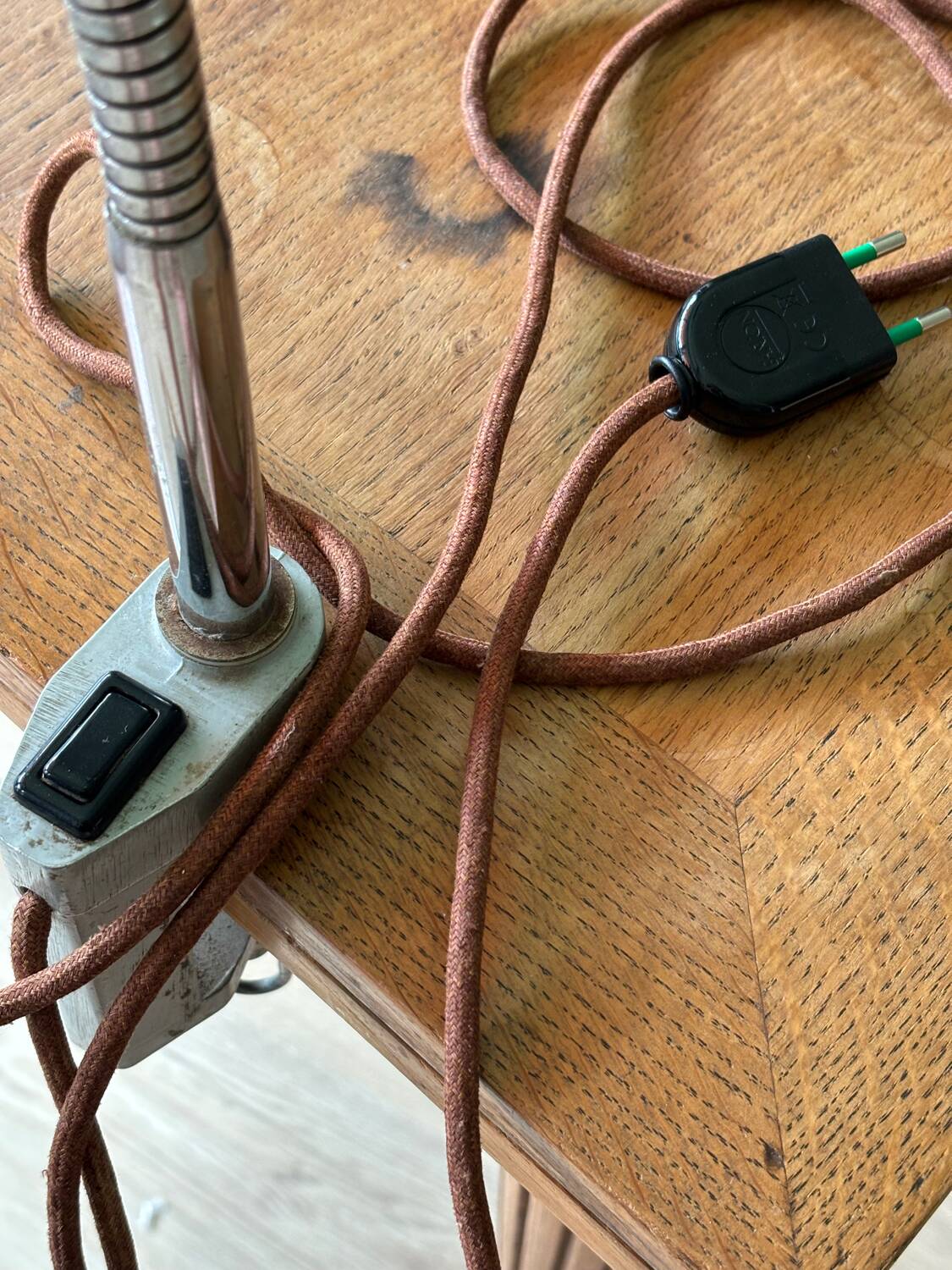 1950 Jumo workshop lamp