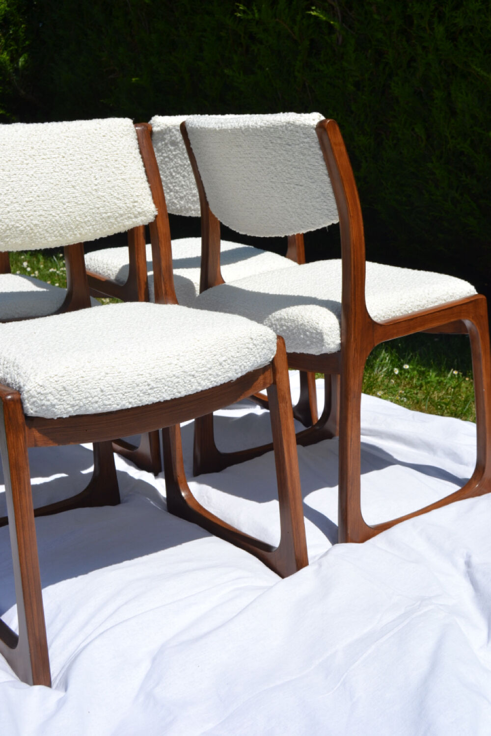 4 Baumann sleigh chairs