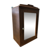 Armoire à pharmacie