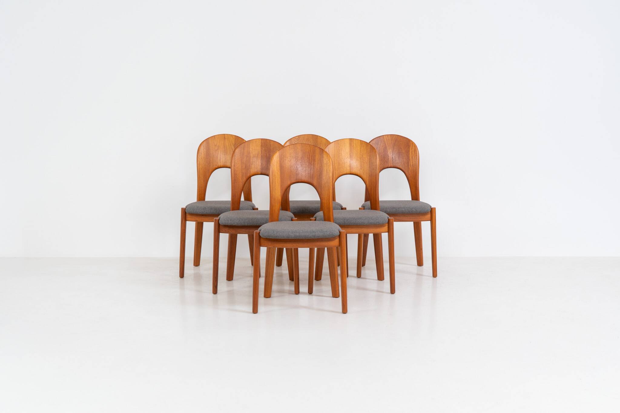 Ensemble de 6 chaises de salle à manger "Morten" par Niels Koefoed