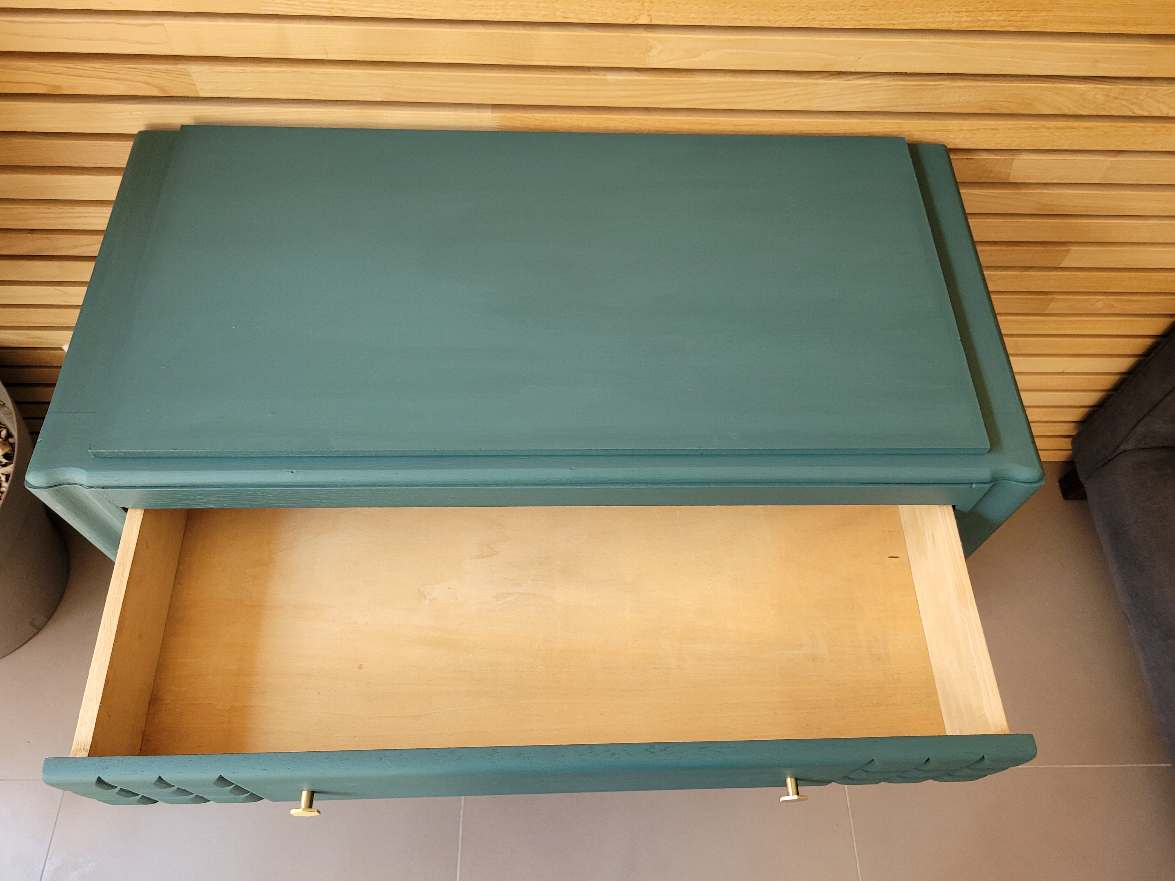 Art deco chest of drawers feet mustache