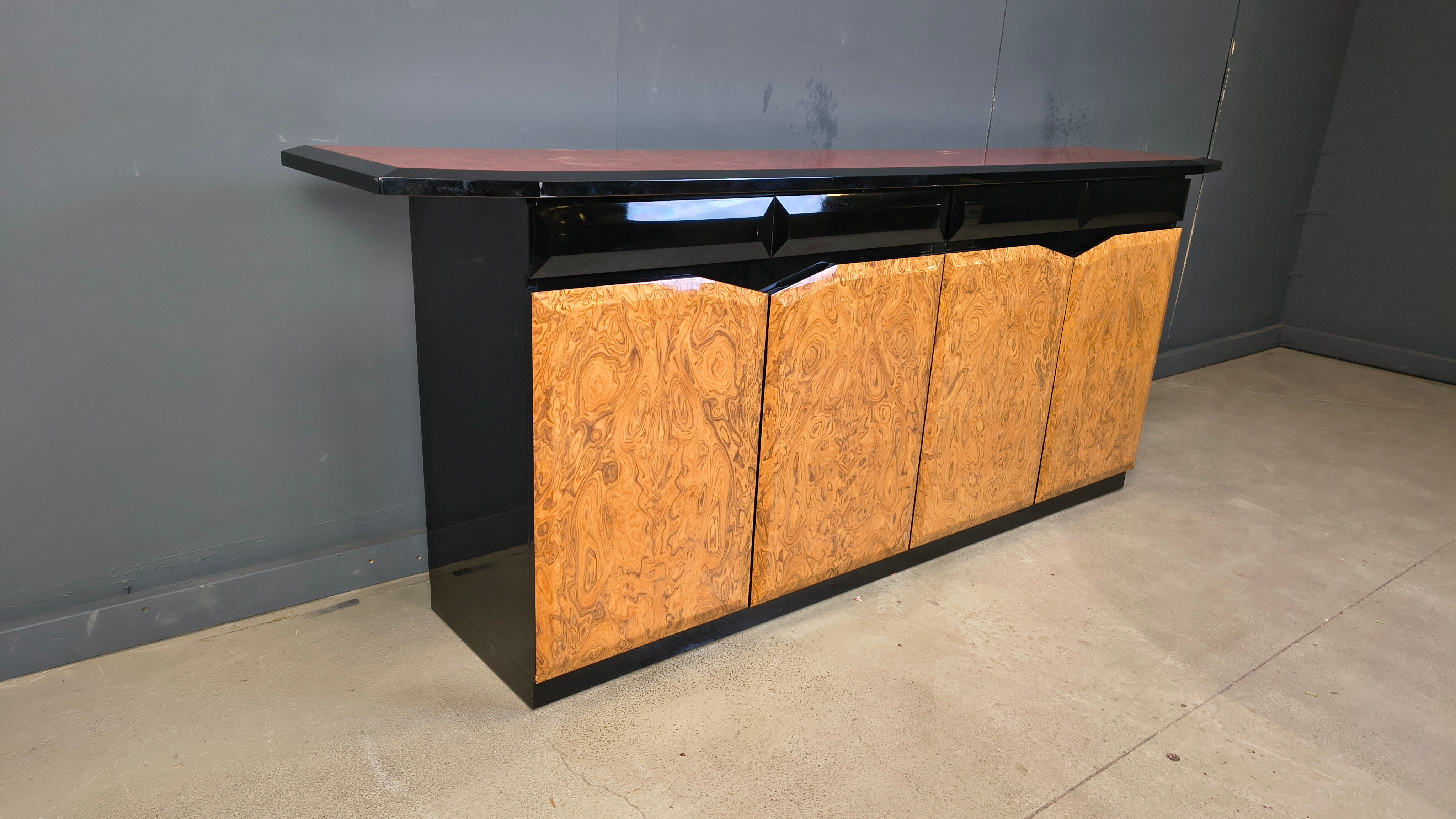 Vintage lacquer and burl wood credenza, 1980s
