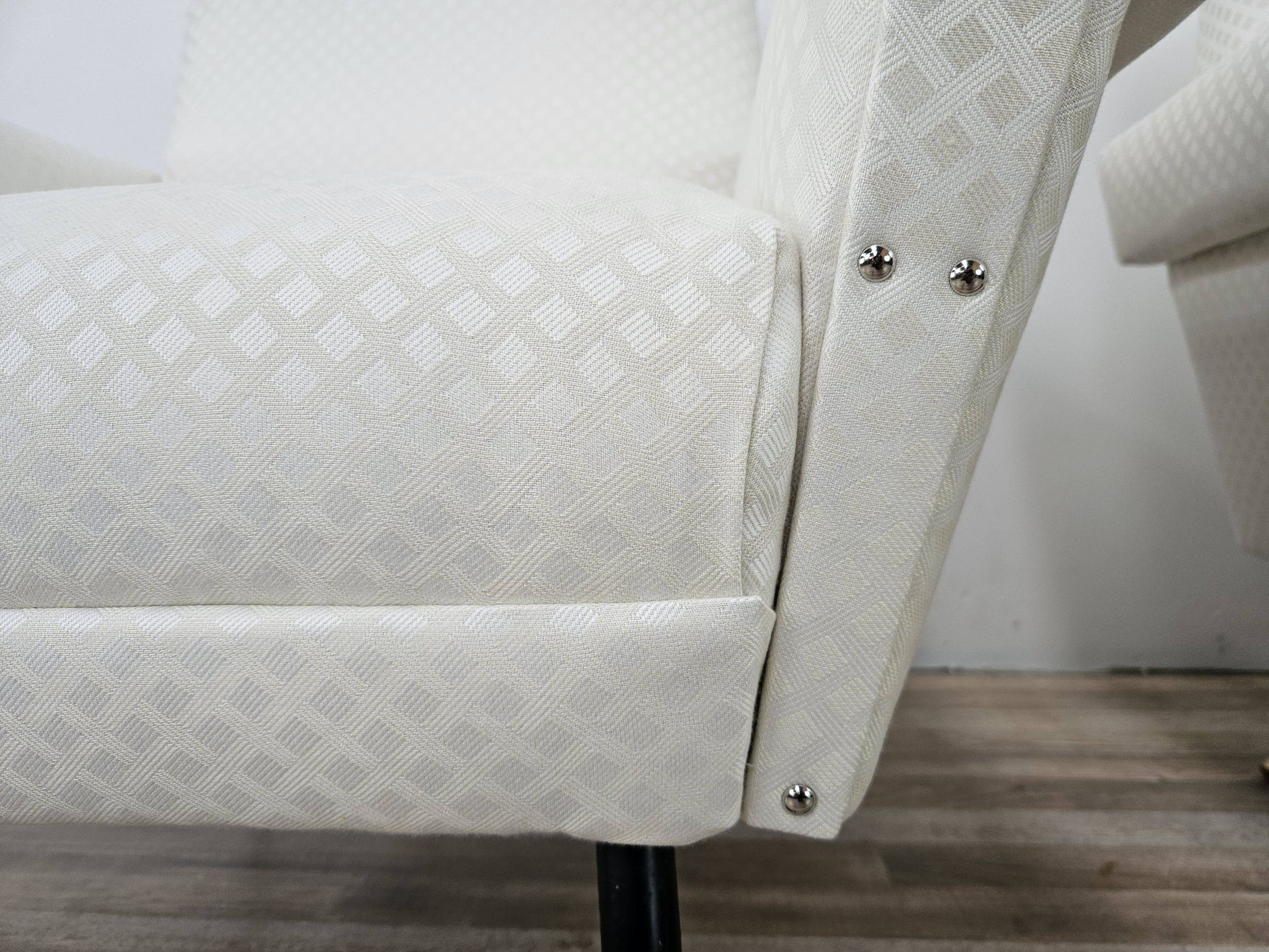 Italian armchairs from the 1950s in cream fabric with iron legs.