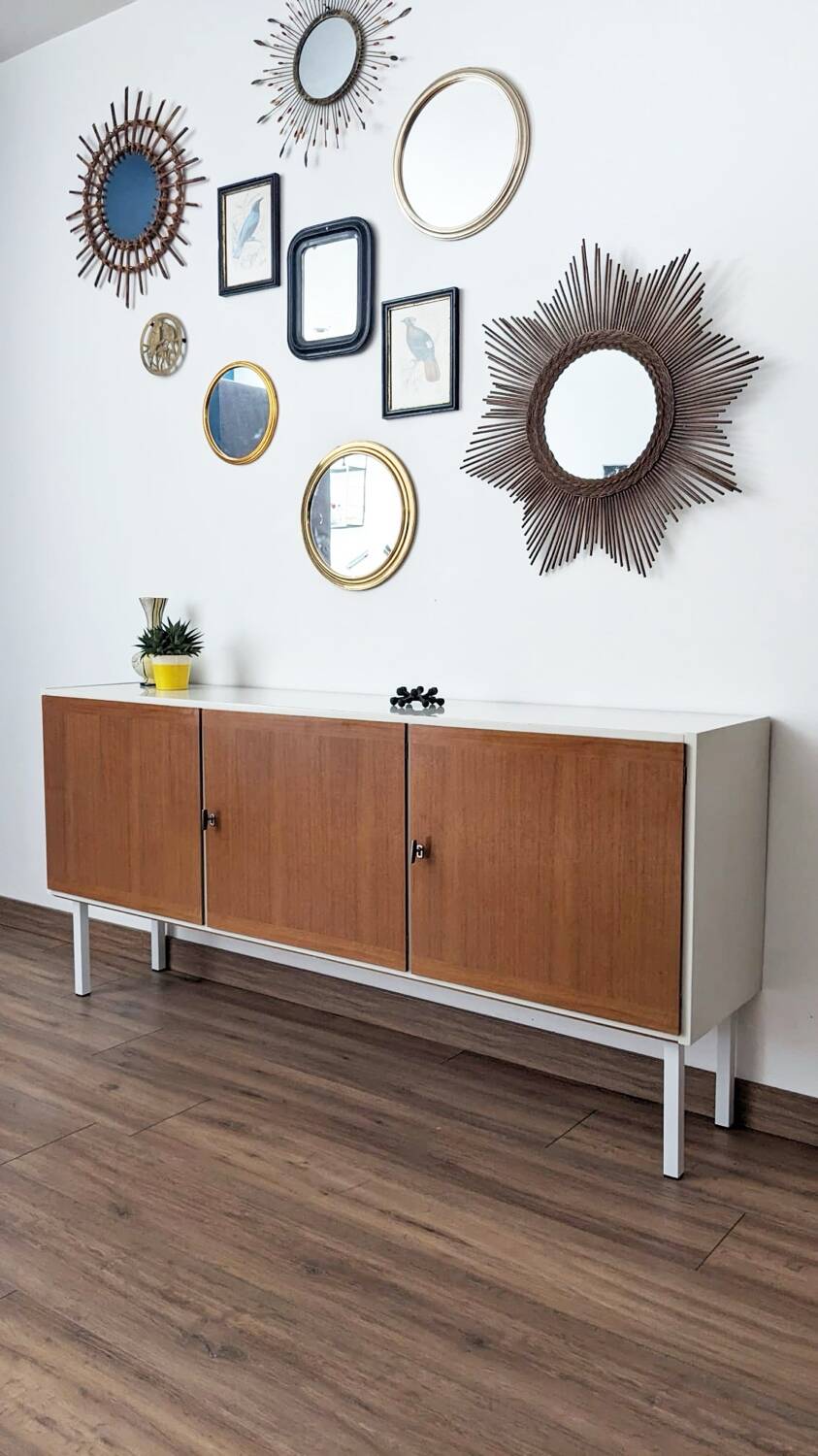 Vintage 3-door sideboard