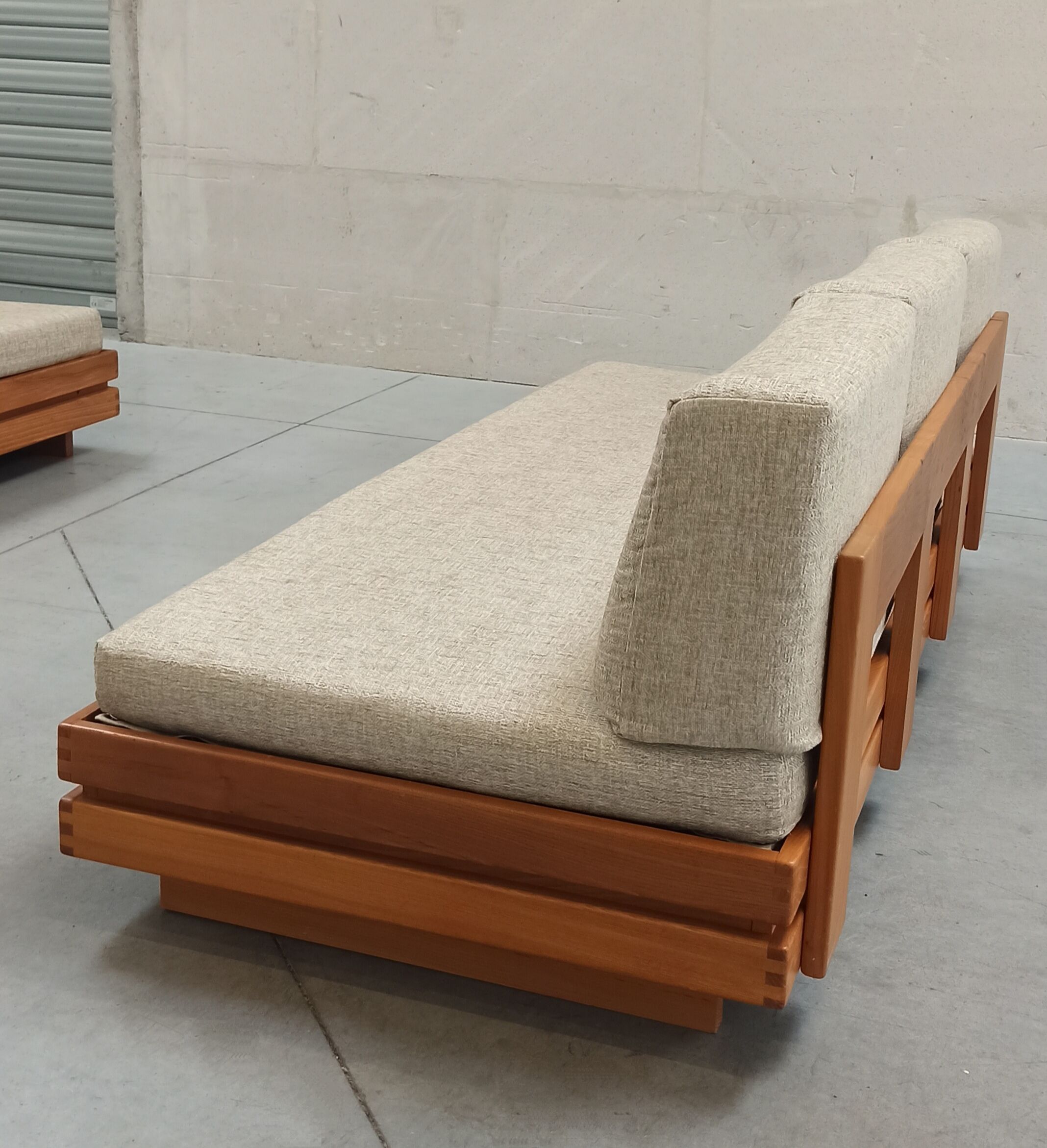 Elm sofa Maison Regain, 60's