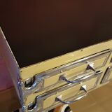 Dentist serving 1950