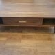 Table basse miliboo en noyer