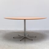 Large 'circular' oak dining table by Arne Jacobsen for Fritz Hansen, 1966