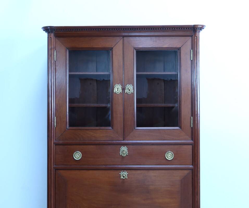 Secretary with a Mahogany Guillotine from Cuba, Louis XVI period – Late 18th century