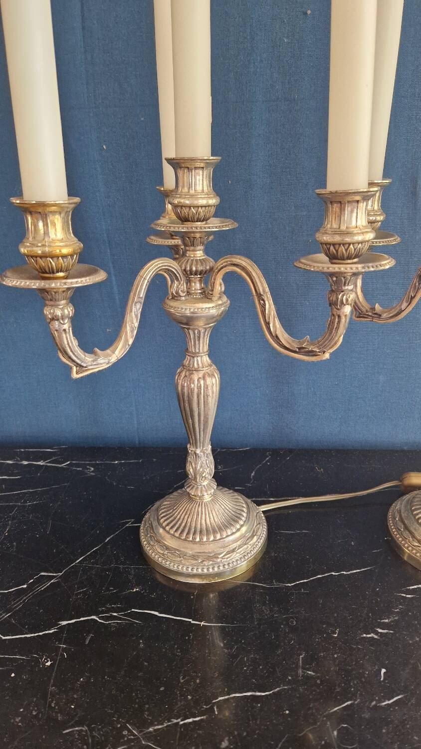 Paire de chandelier en métal argenté