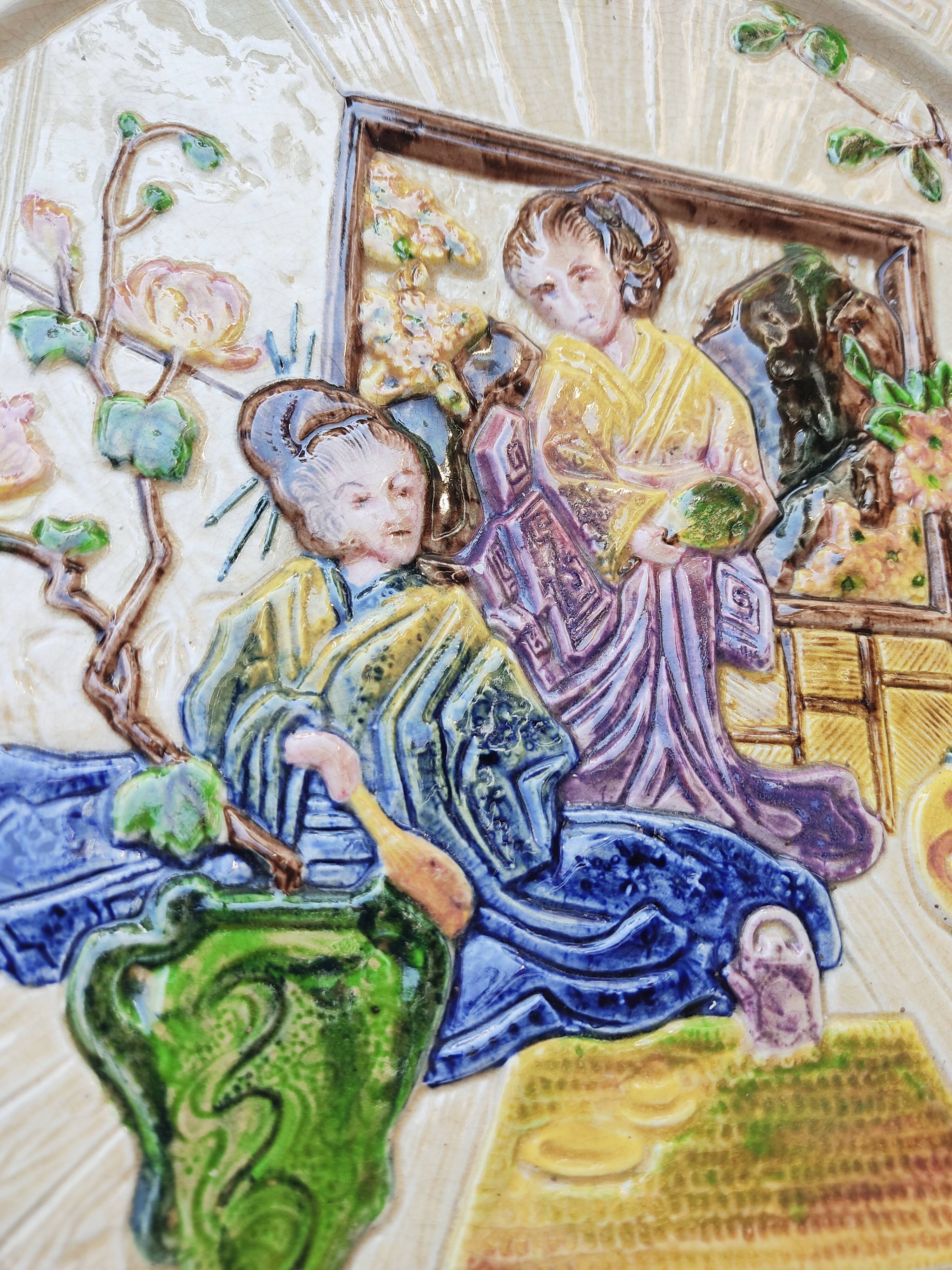 Flat decoration Geishas English earthenware Bretby