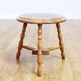 Pedestal with solid wood, plant holder