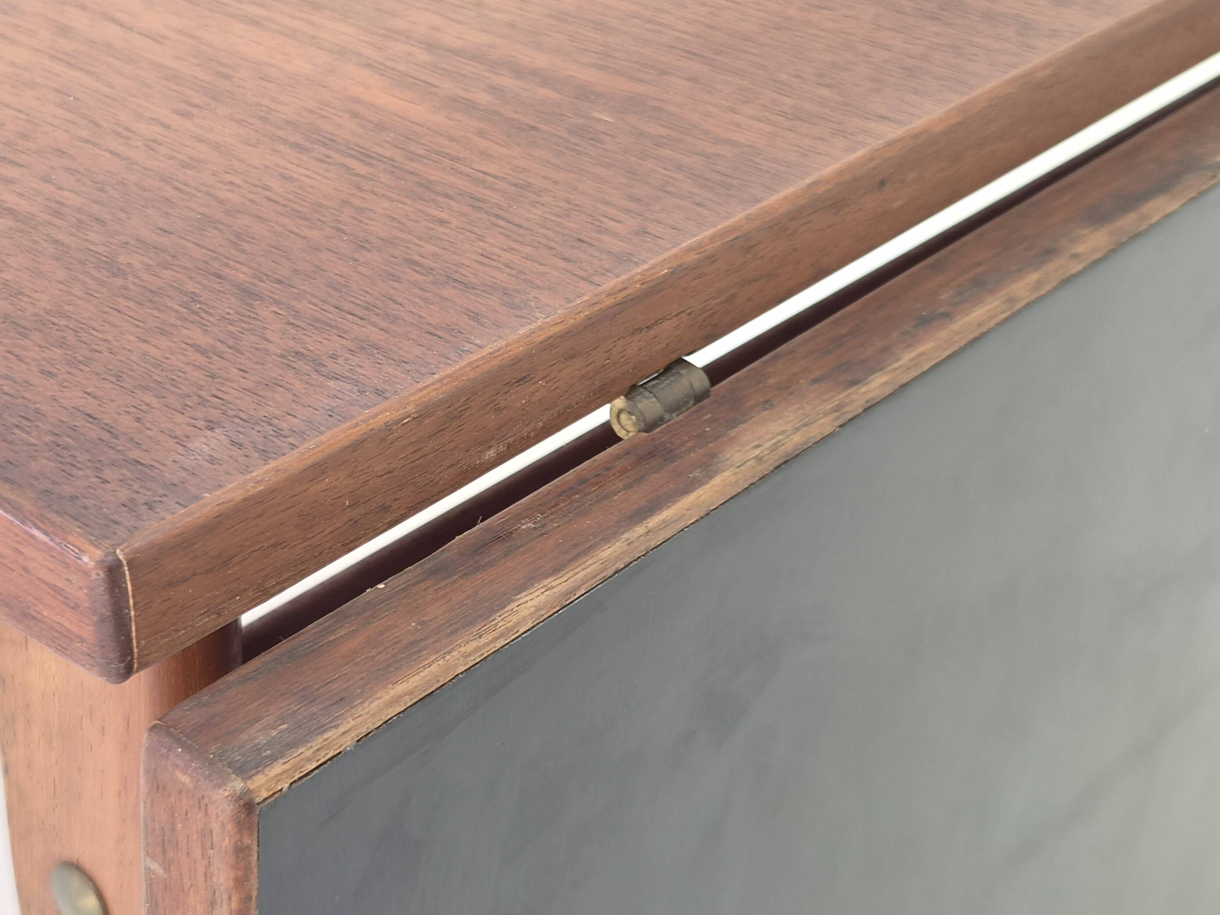 Table basse extensible en teck danois modèle PJ 56B par Grete Jalk, années 1960.