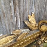 Wooden fireplace mirror and Gilded Louis XVI-style plaster with leaf