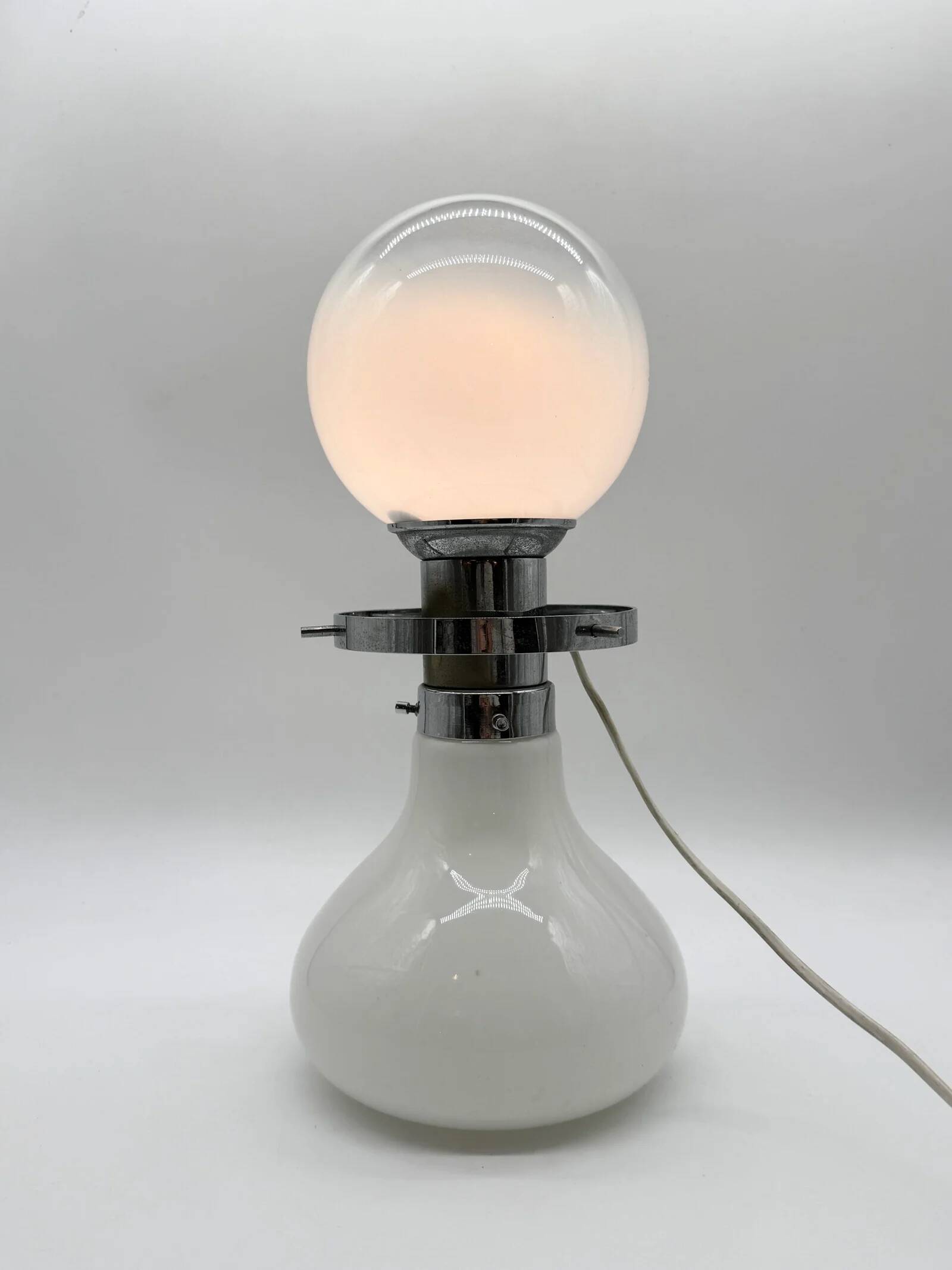 "Space Age" chrome table lamp, Italy 1970s