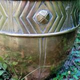 Cache pot en laiton ancien