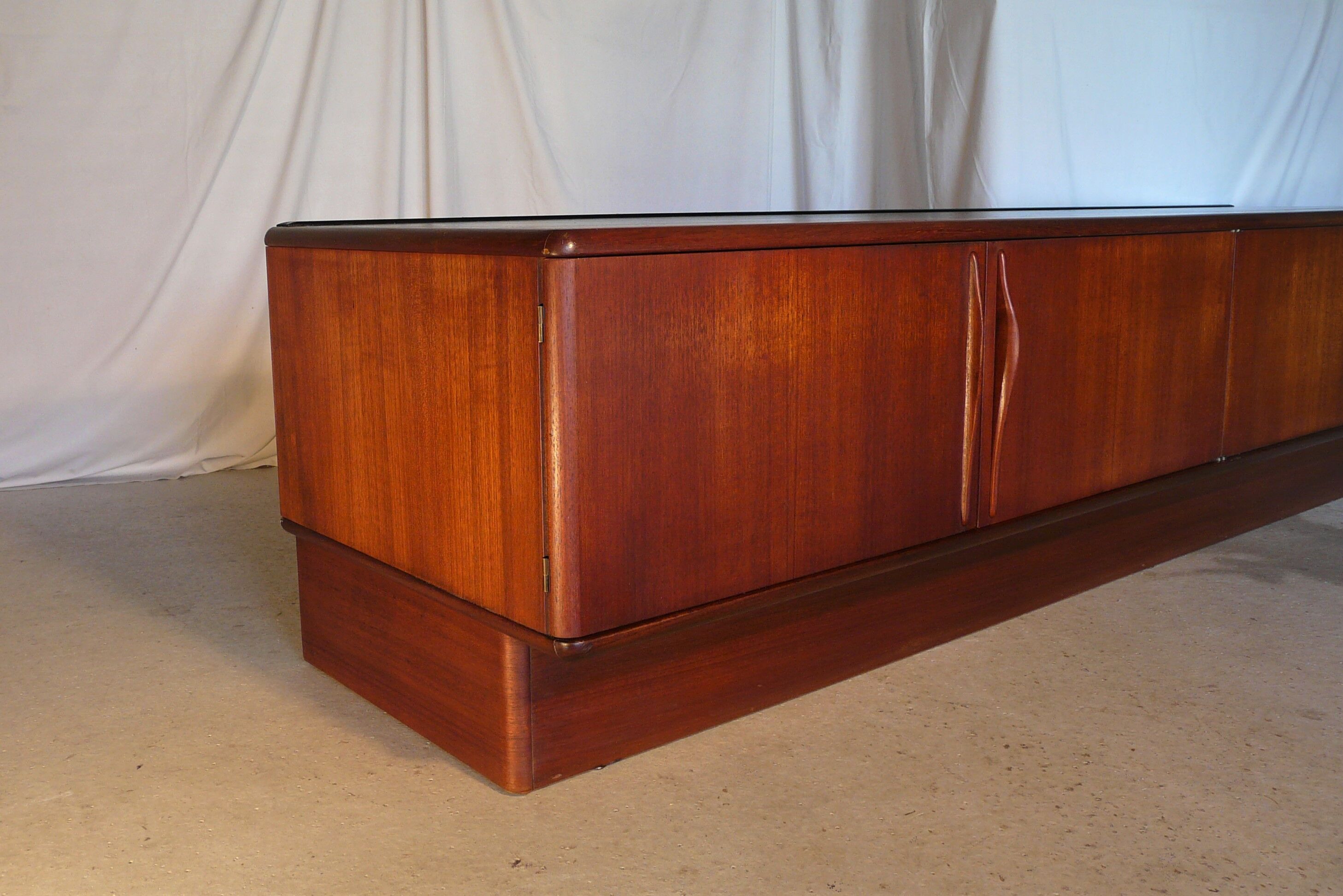 Vintage Scandinavian teak bass row