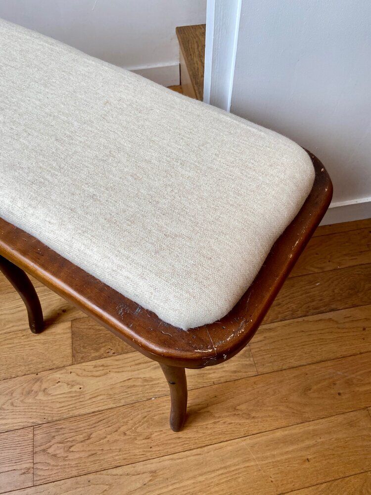Wooden and beige cotton piano bench