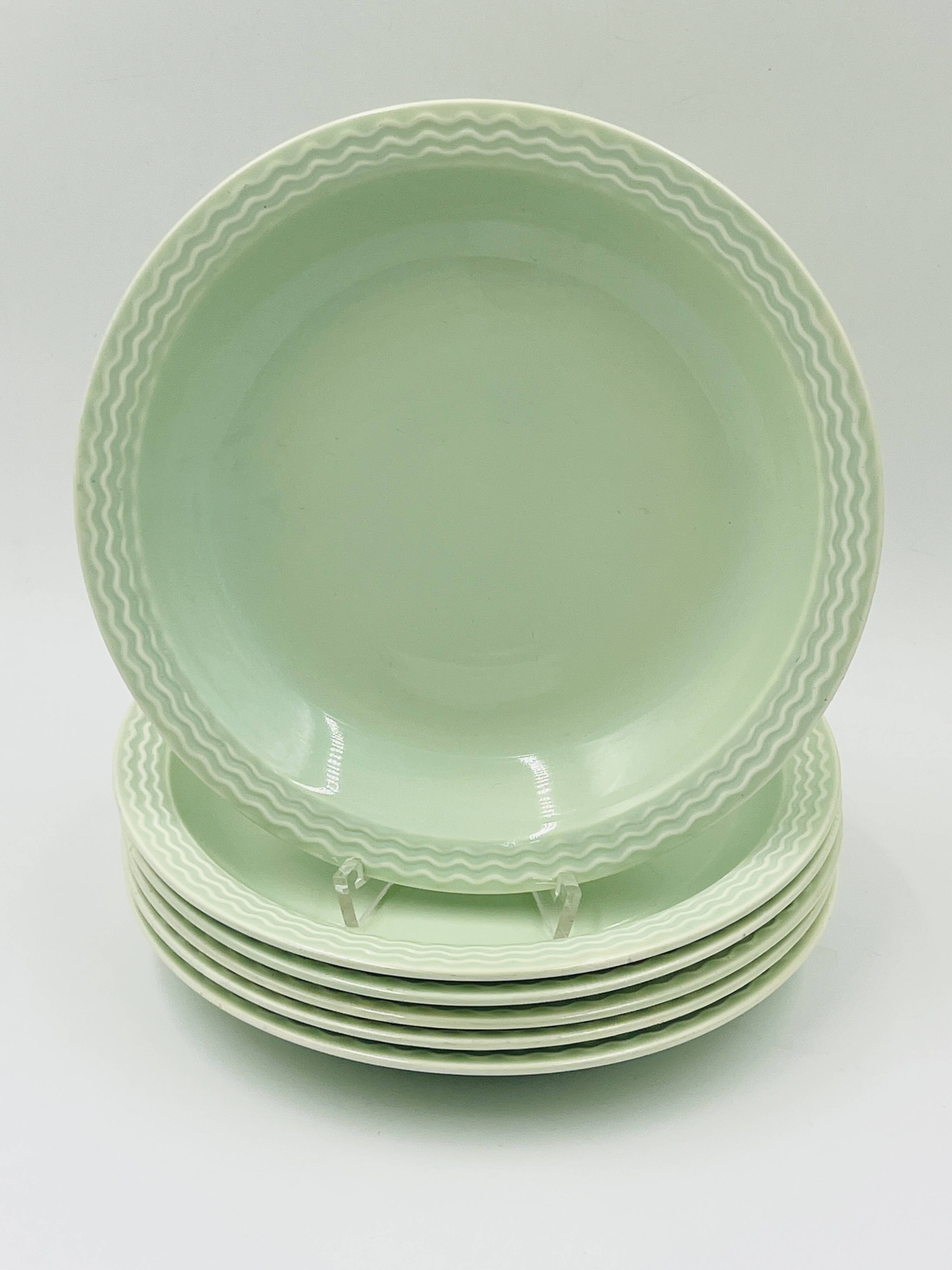 Set of 6 Villeroy Boch Ondine Plates
