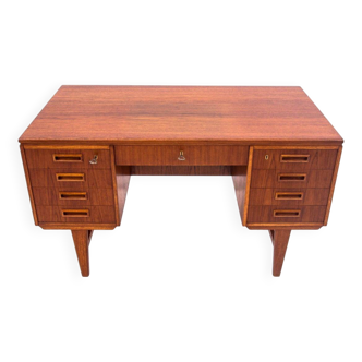 Teak desk, Denmark, 1960s.