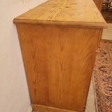 Pine chest