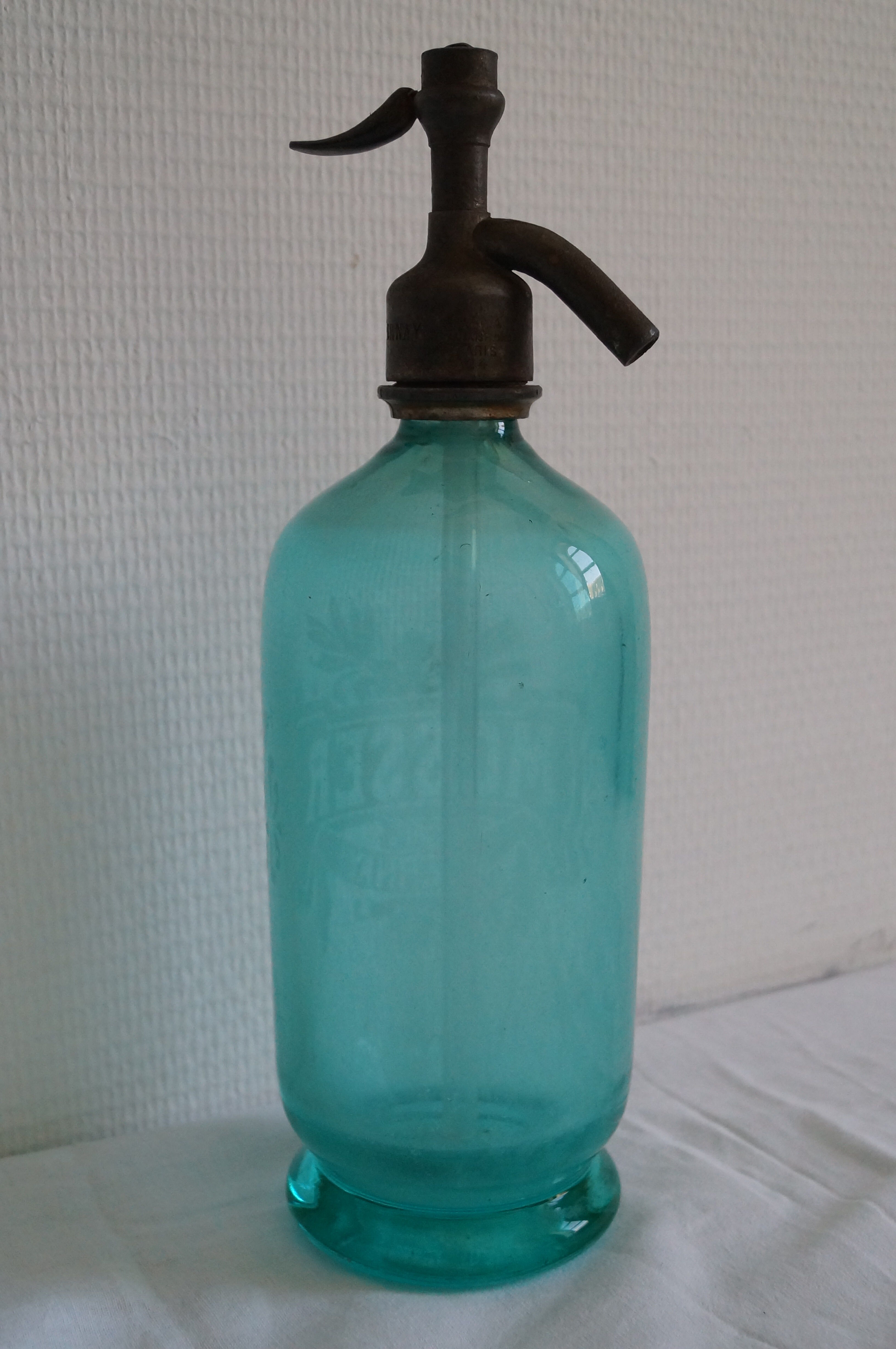 Siphon Seltzer bottle