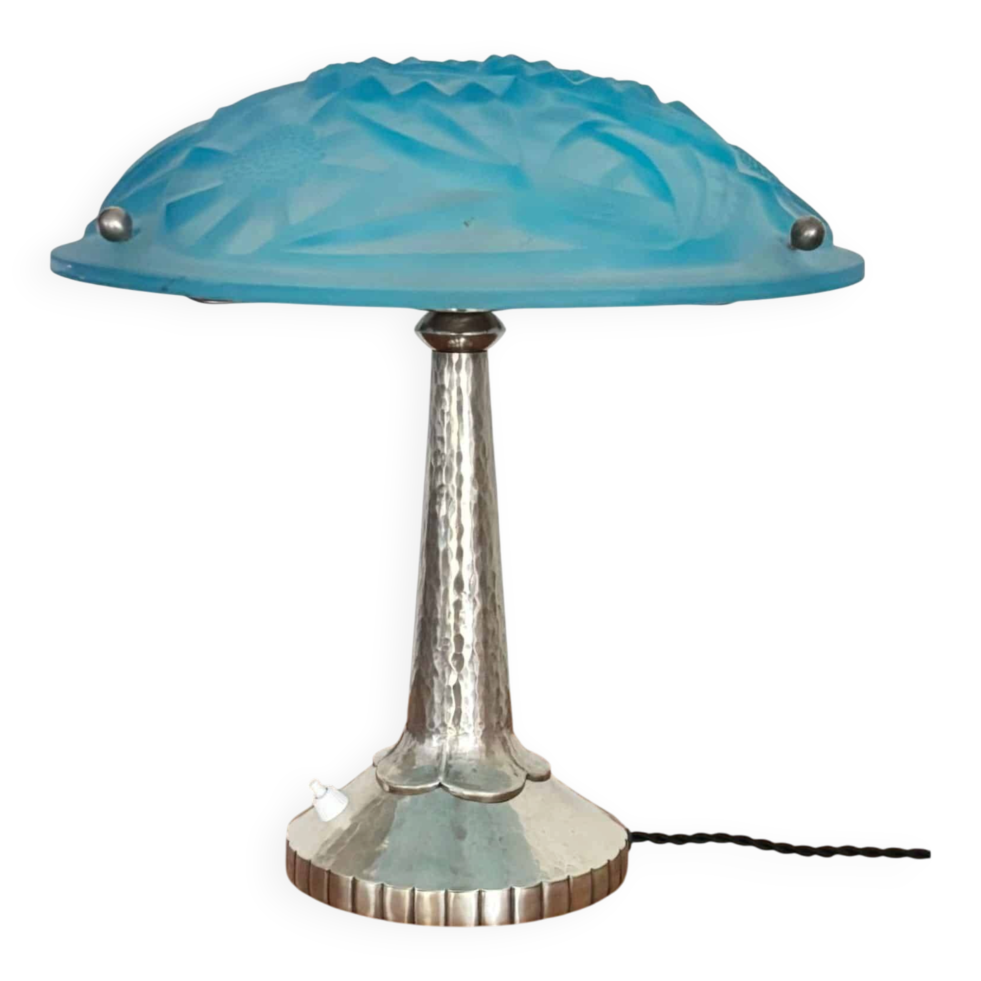 Art Deco table lamp, hammered metal base, glass shade, Degué, France, 1920-30s