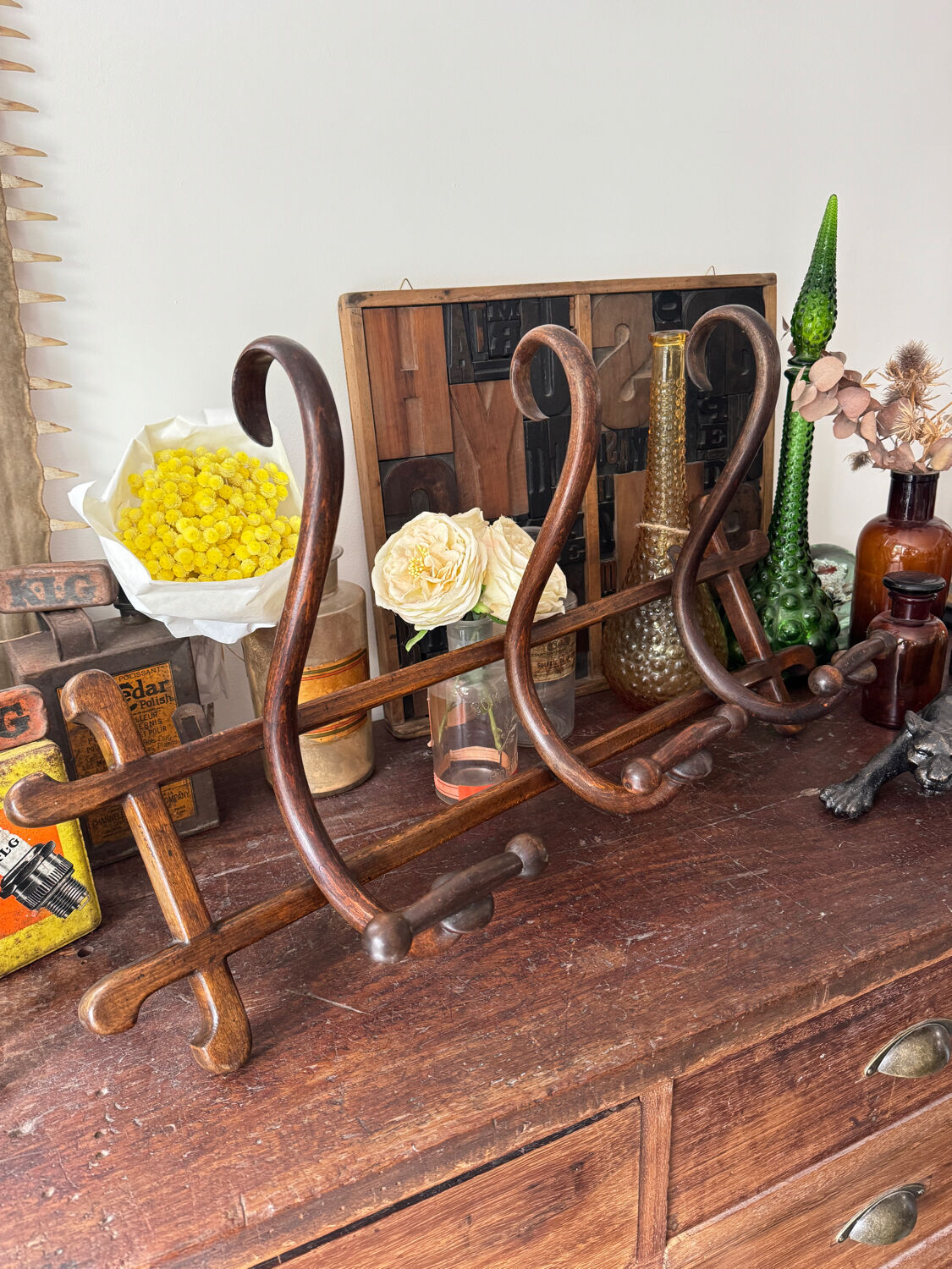 Porte manteau mural en bois Thonet