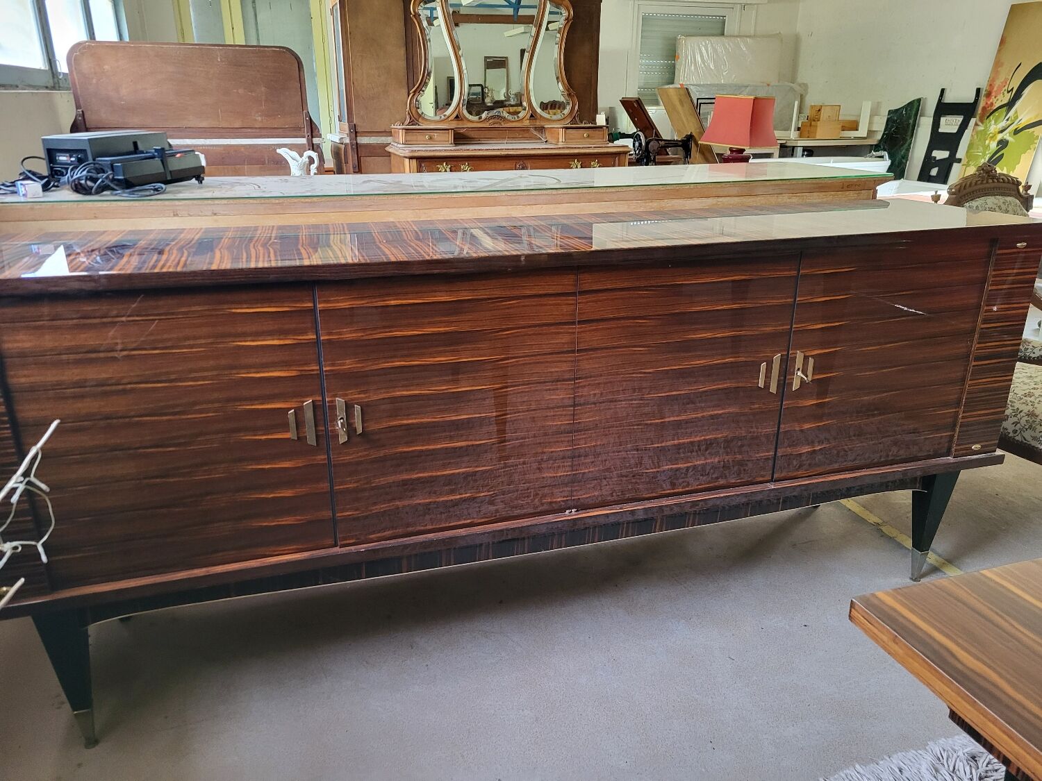 Vintage enfilade in lacquered Macassar ebony