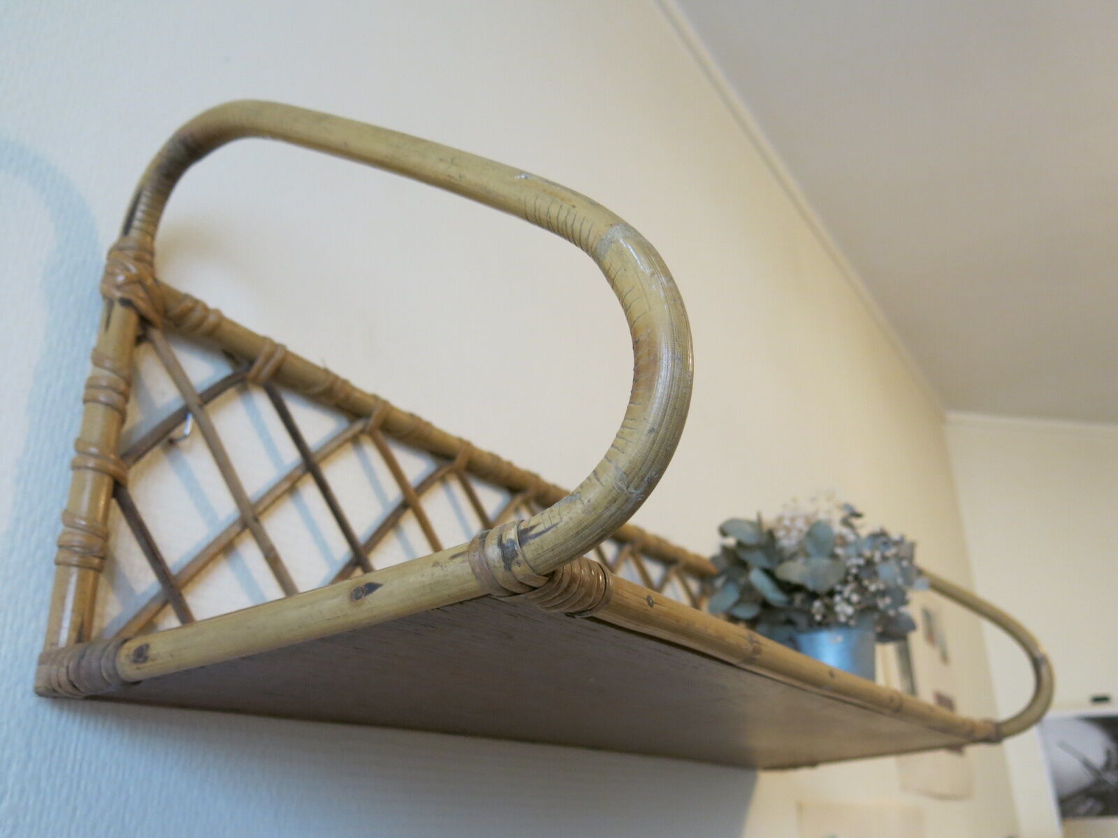 Wall shelf or to be installed in vintage rattan 1960s restored