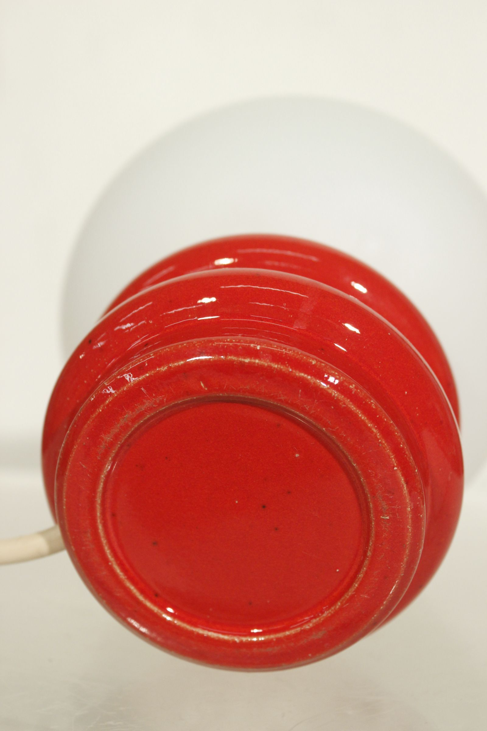 Vintage lamp in red & opaline ceramic, Germany 1960s