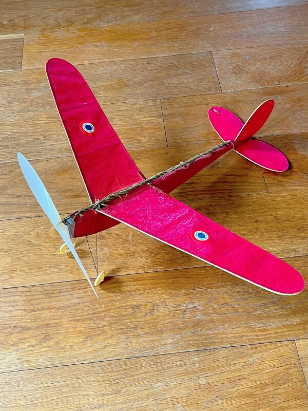 L'Avion de France, modèle ''Sport'' circa 1950, Avion sans pilote Unis France