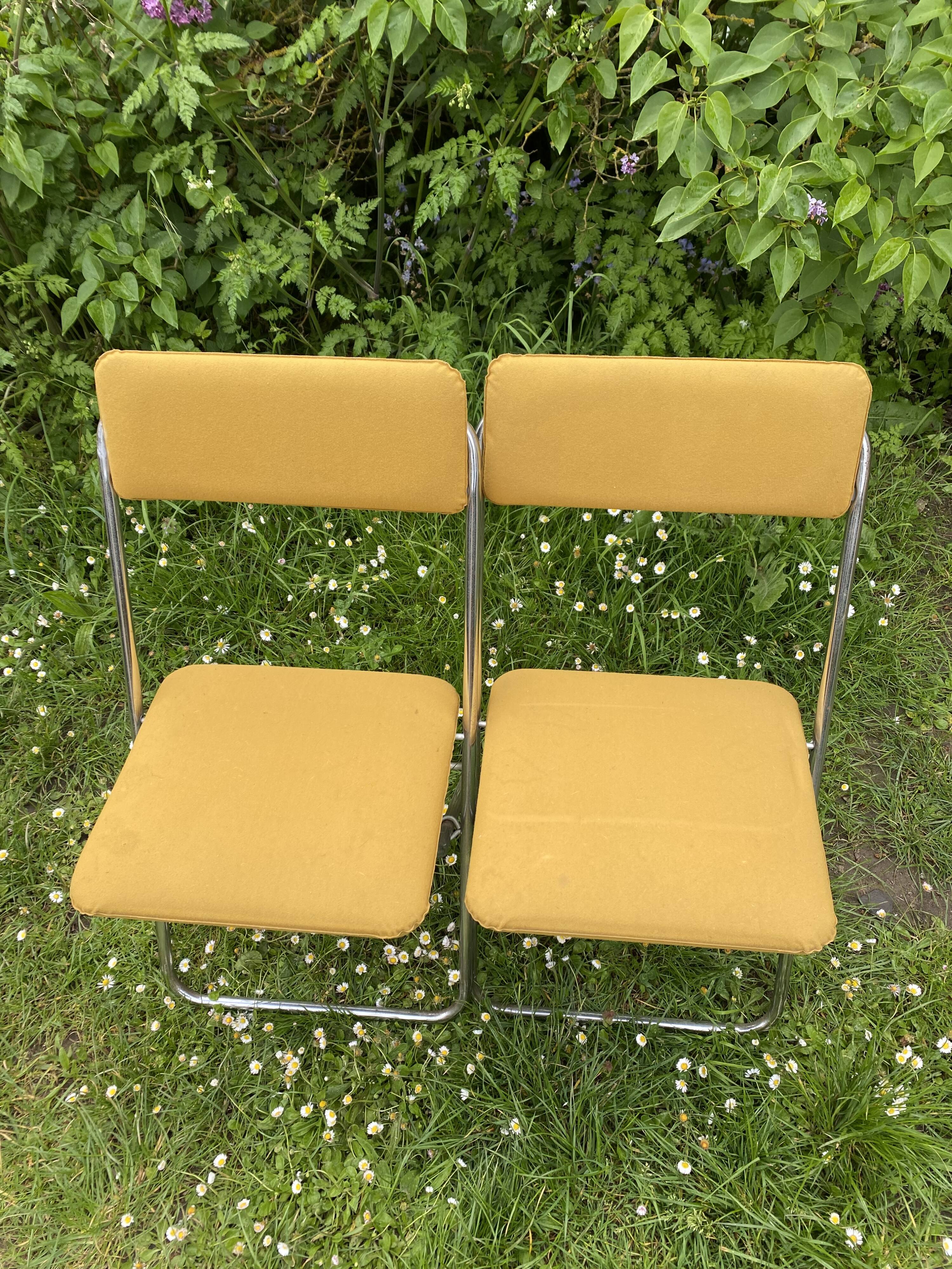 Framar vintage folding chairs; 70s