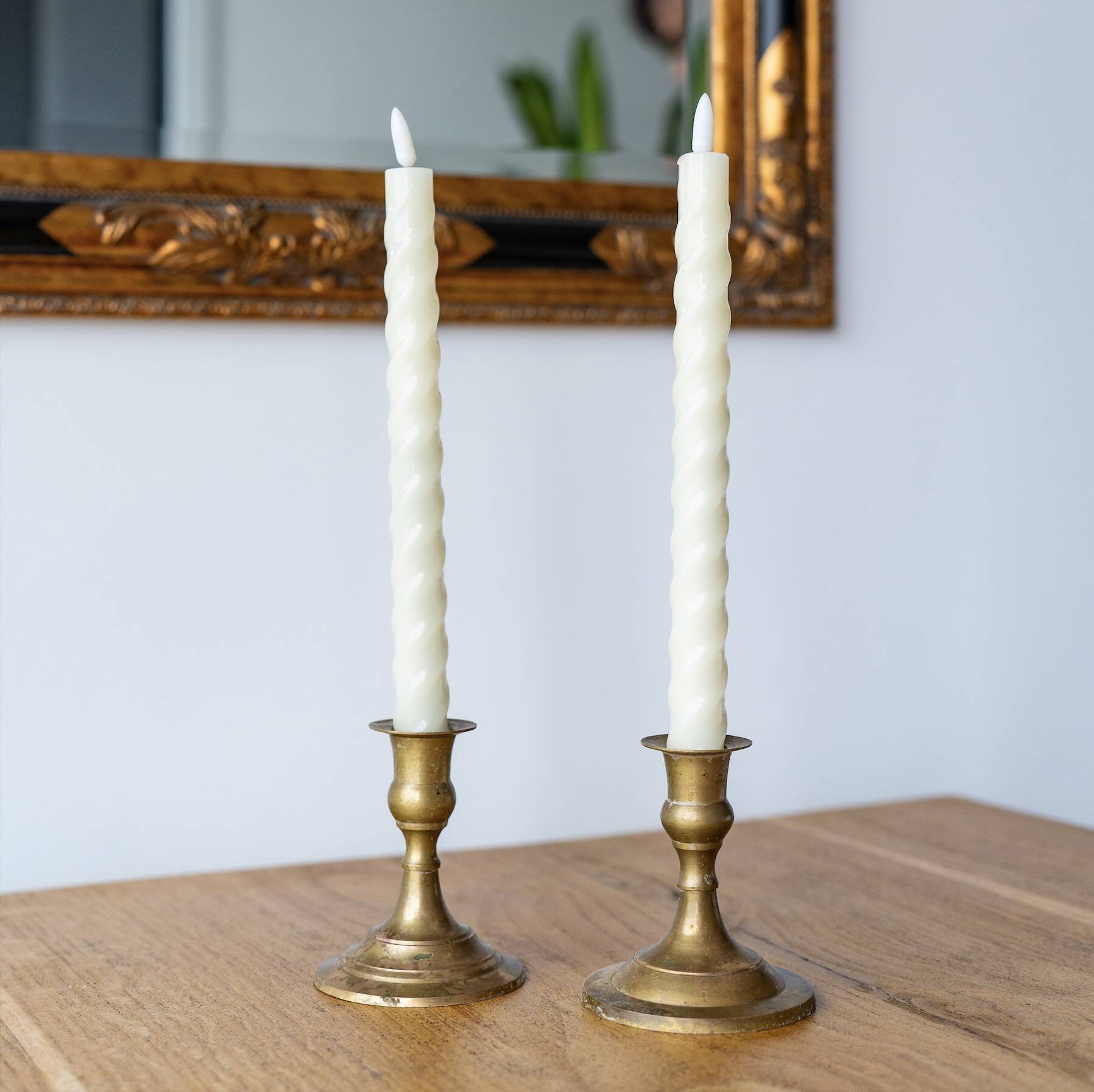 Pair of brass candlesticks, 11cm