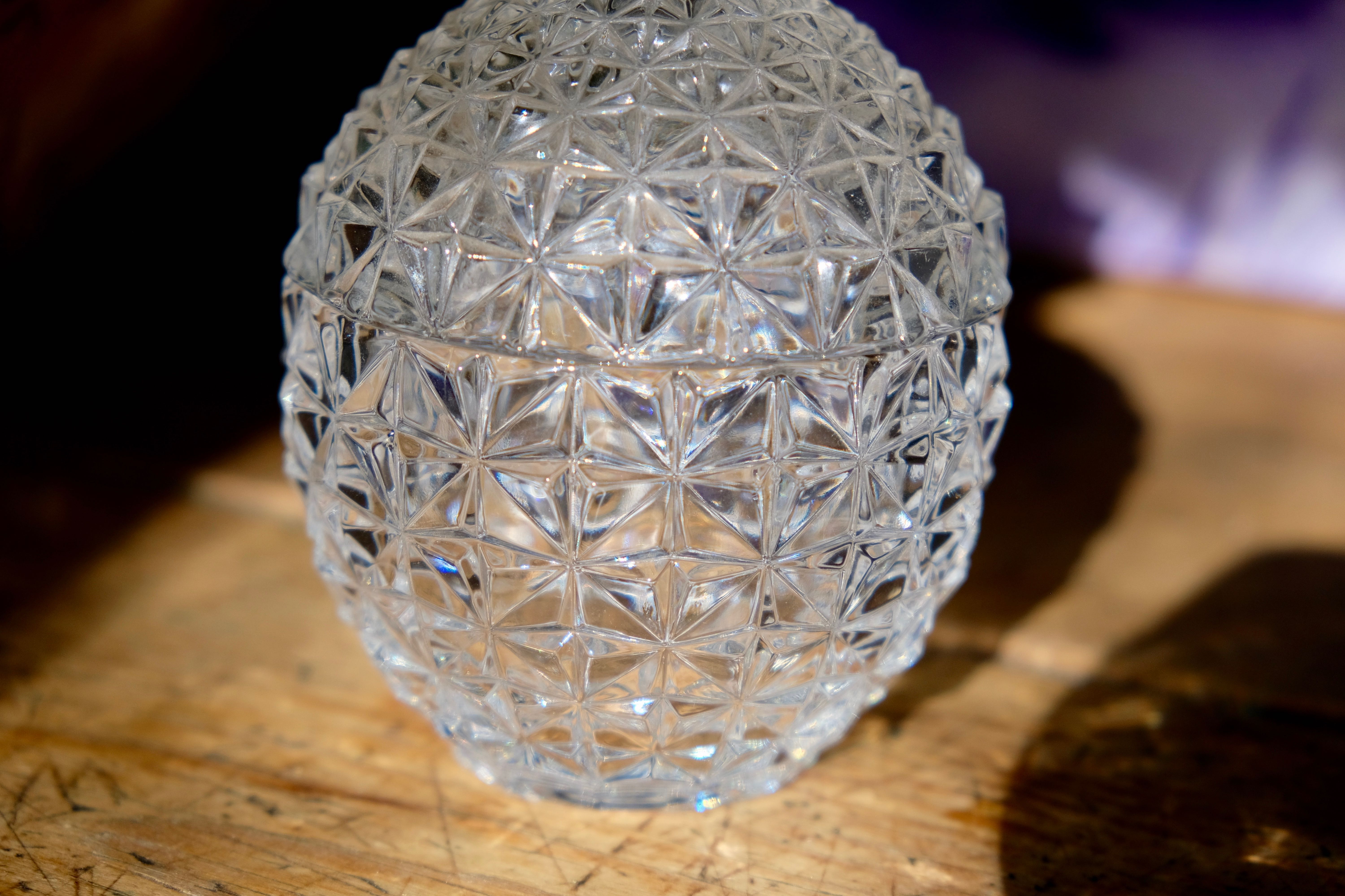 Pineapple cut crystal