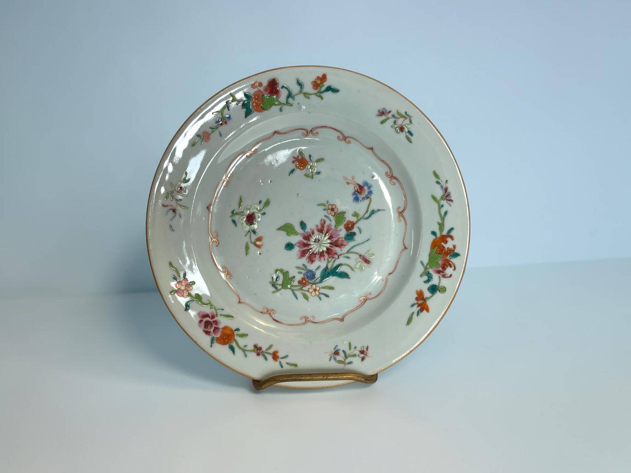 China, porcelain plate East India Company floral decoration 18th century