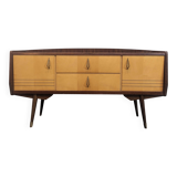 Mid-century sideboard in rockabilly style.