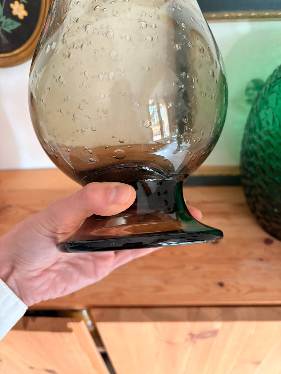 Vase en verre bullé marron fumé – forme tulipe évasée – vintage ann