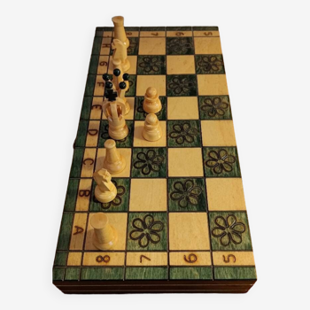 Jeu d'échecs en bois