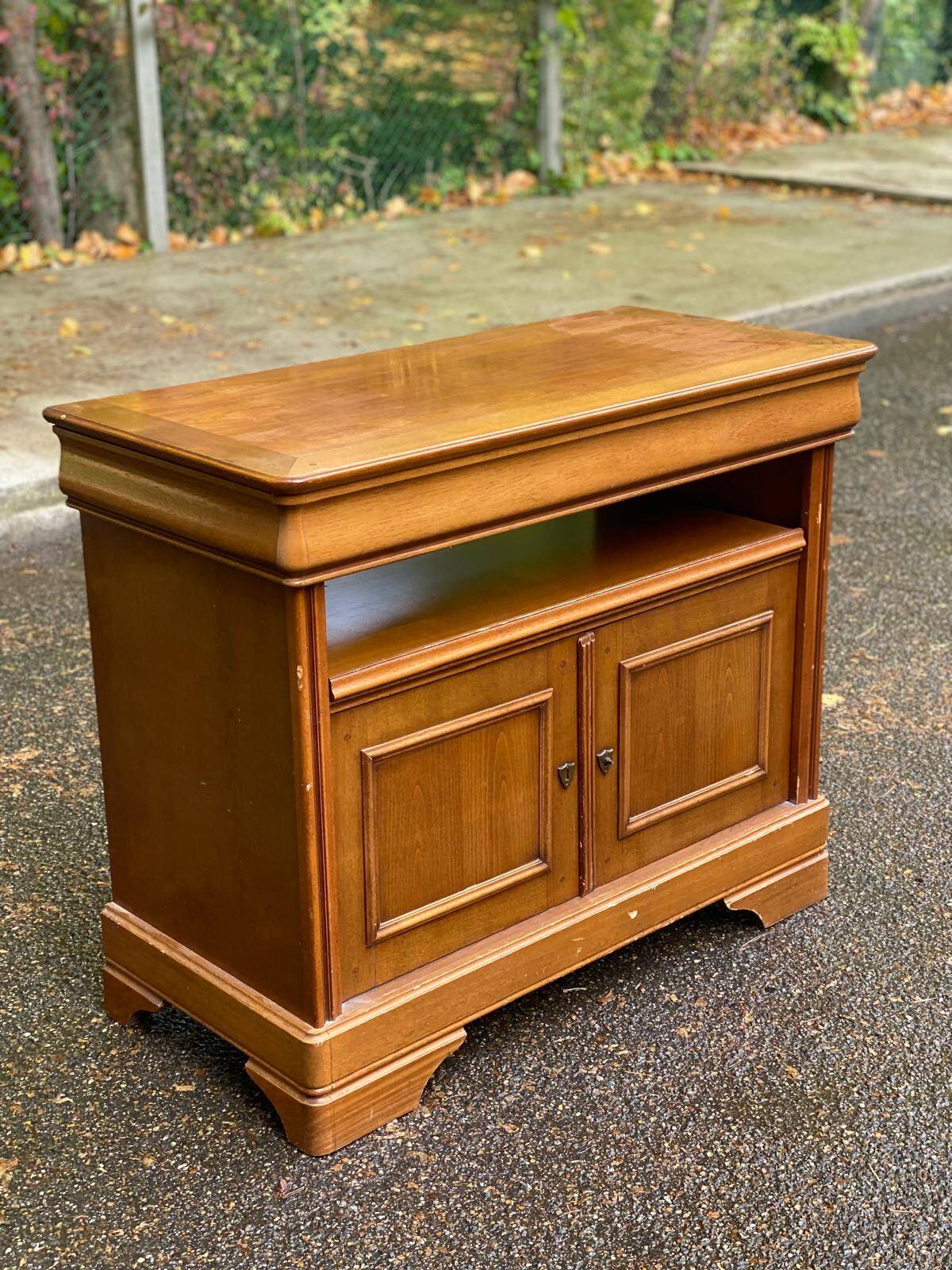 Louis Philippe sideboard in satin light wood 86cm