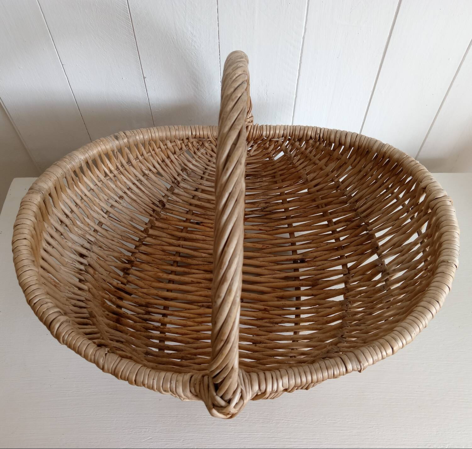 Wicker basket