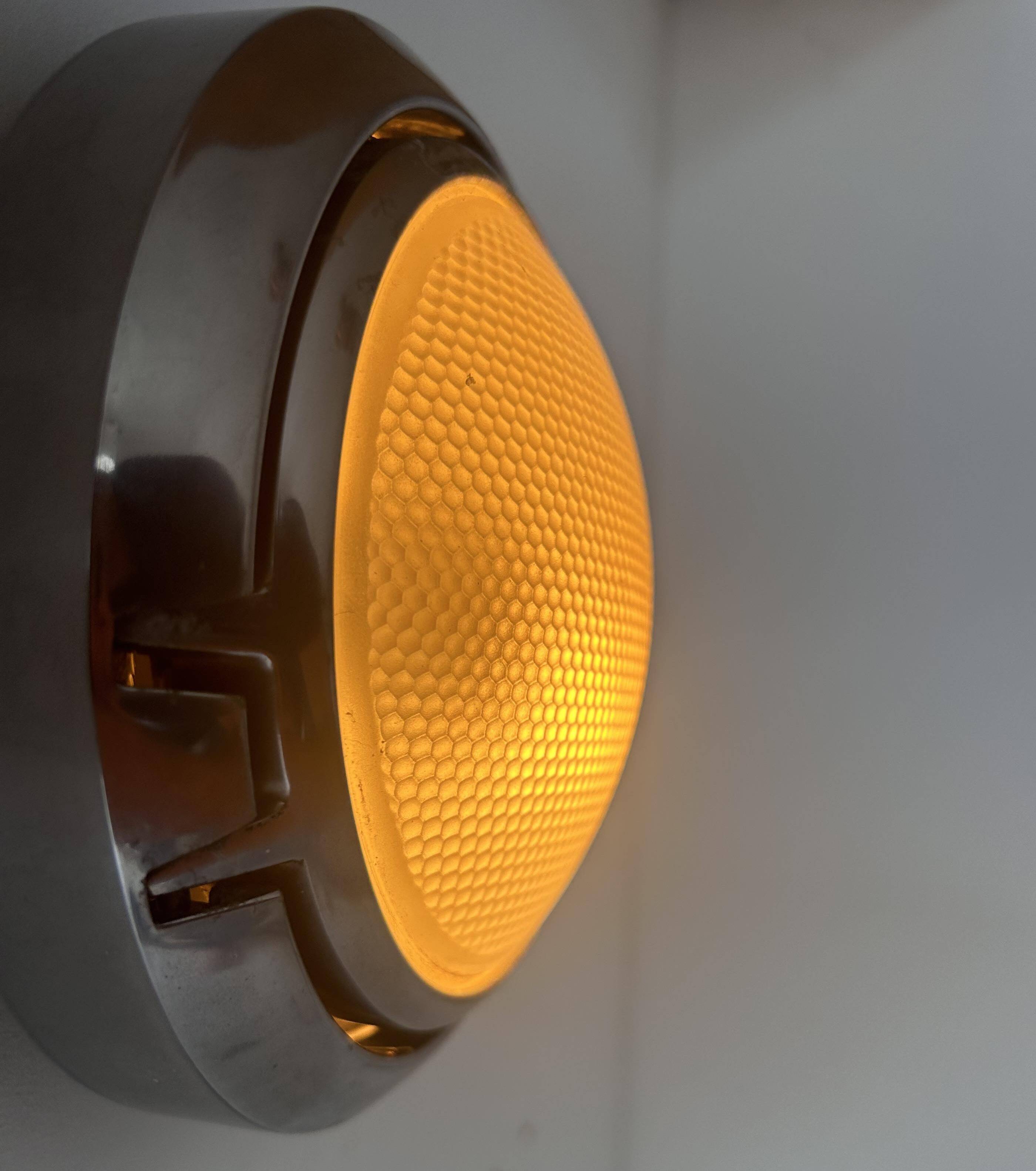 Pair of vintage wall lights, chrome and honeycomb sandblasted glass, Italy 1980